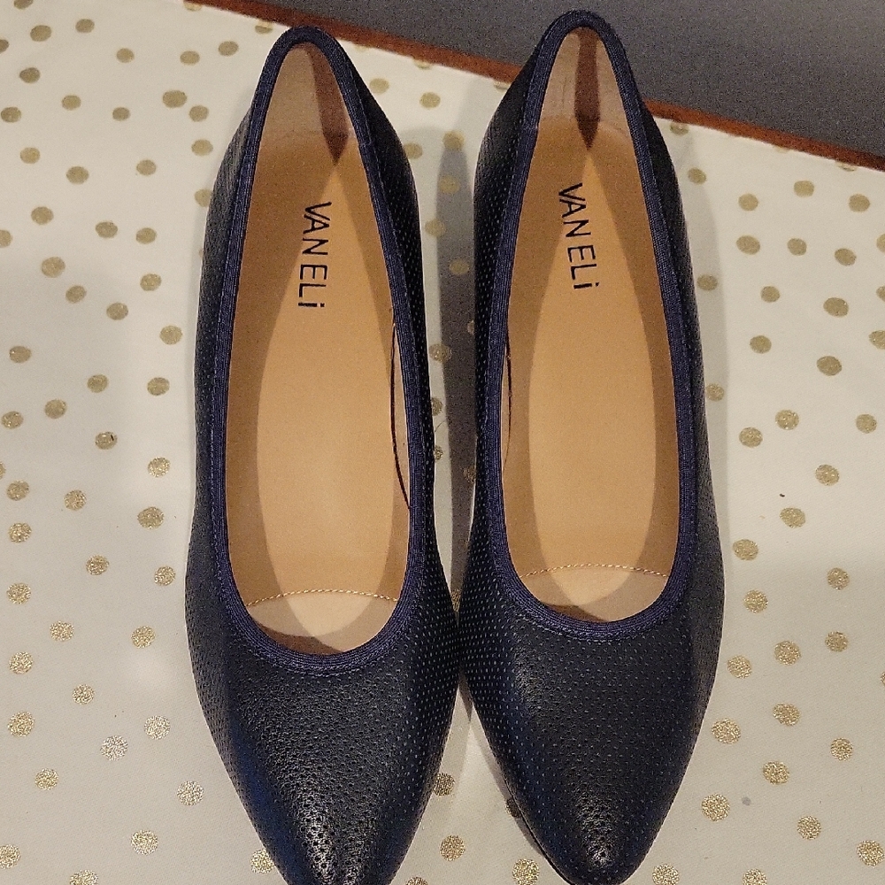 Vaneli Dark Blue Textured Heels